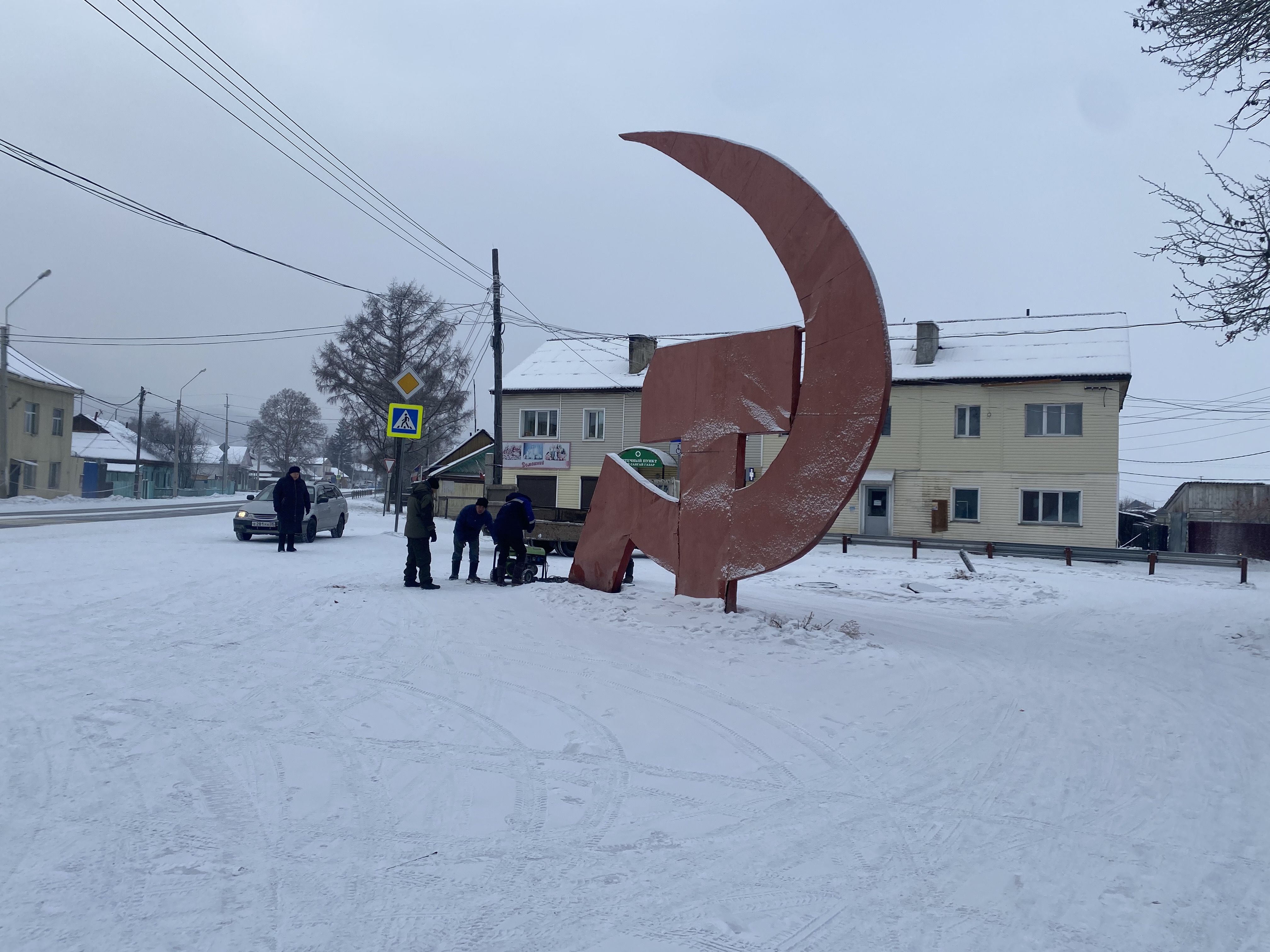 Реставрация памятника &amp;quot;Серп и Молот&amp;quot;.